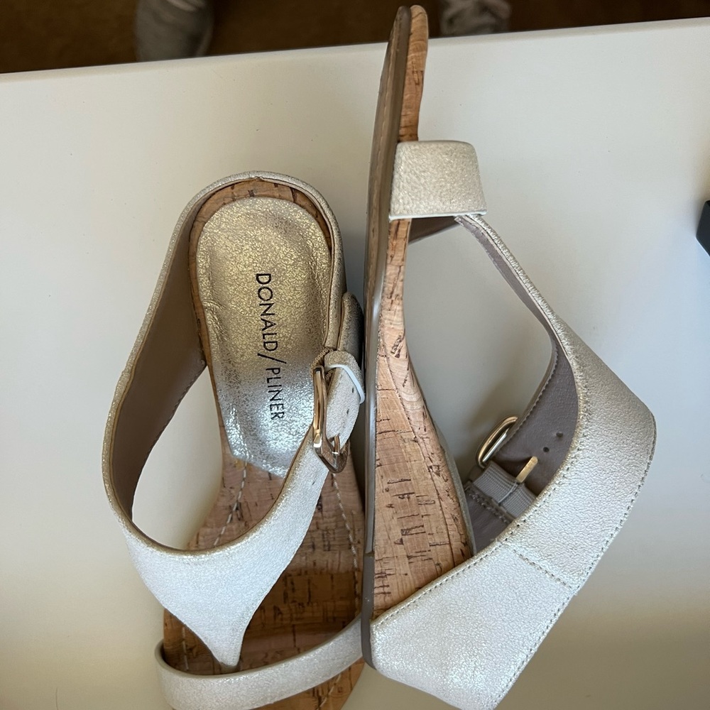 Donald Pliner shoes